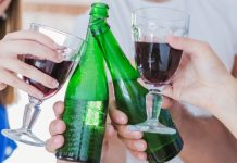 Consumo de álcool nas festas de fim de ano aumenta riscos à saúde
