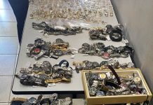 Homem é preso após fazer a limpa em joalheria do Shopping Boulevard