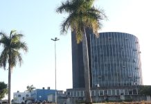 Município define reajuste salarial e no vale-alimentação e prorrogação de abono para servidores